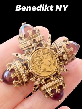 Vintage BENEDIKT NY Napoleon Coin Maltese Cross Brooch Pendant Root Beer Glass